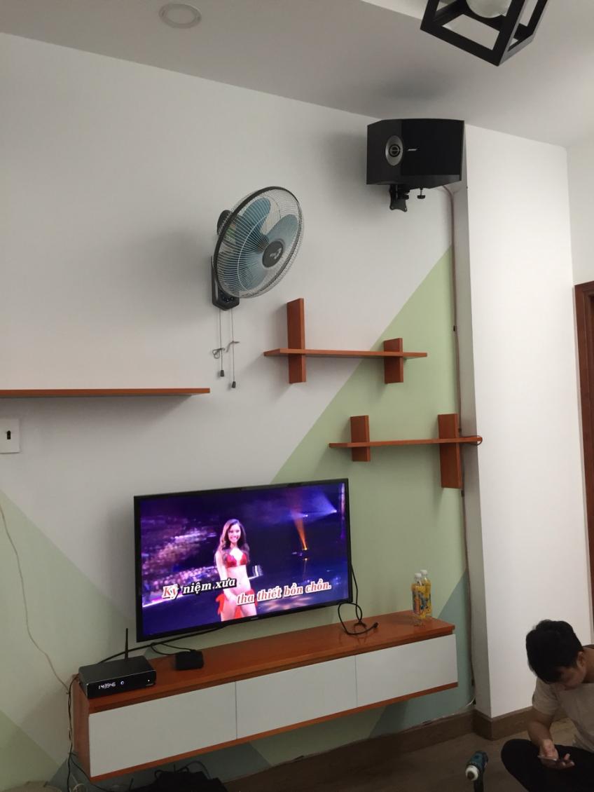 Phòng karaoke gia đình tại một căn biệt thự ở Quận 2 khách hàng chú Toản